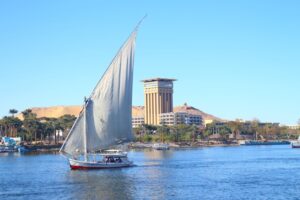 4-Day Luxury Nile Cruise from Luxor to Aswan